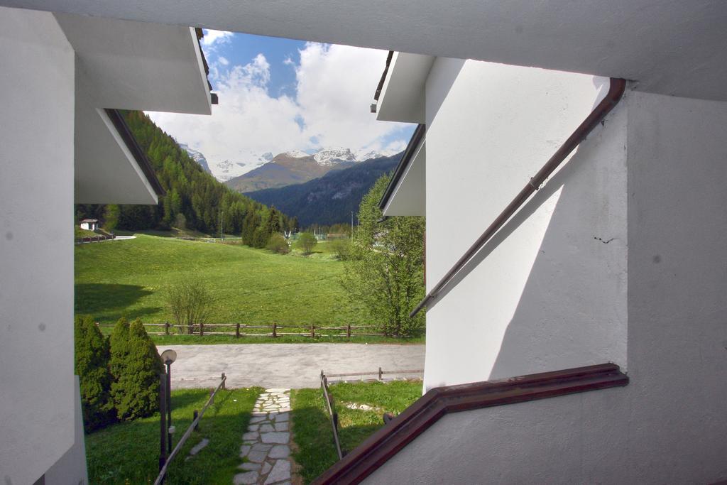 Champoluc Apartment Luaran gambar